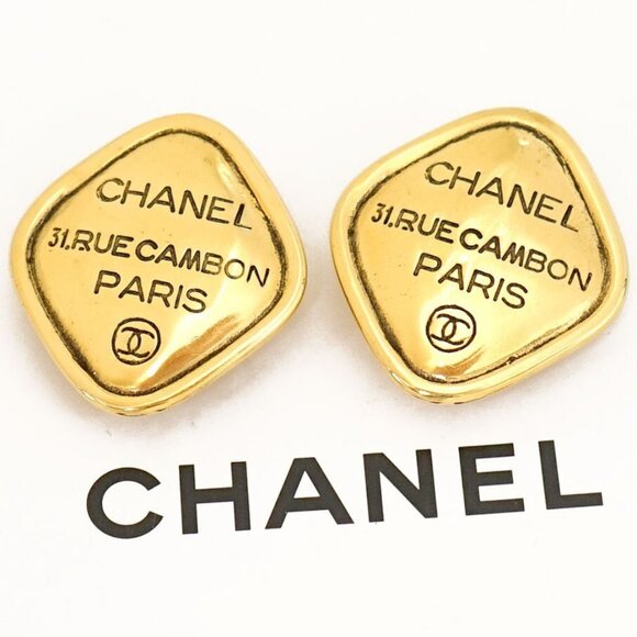 CHANEL CC Logos 31 RUE Paris Rhombus Clip-On Earrings Gold Tone Auth #24030 - Picture 1 of 5